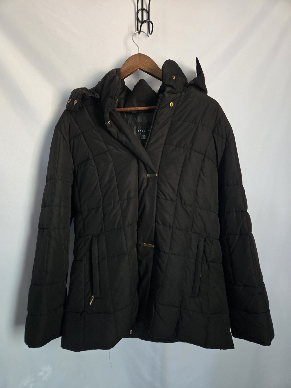 Braetan Black Quilted Hooded Coat – Women’s XL